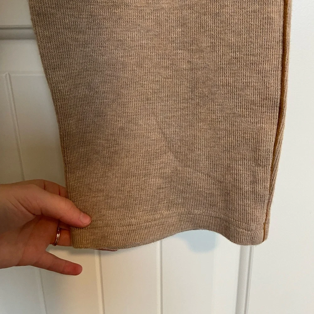 Liz Claiborne women’s tan soft knit‎ drawstring pocket sweatpants lounge small